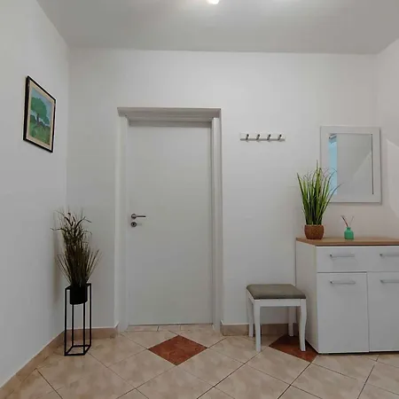 In - Istrien 11491 Apartman *
