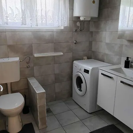 In - Istrien 11491 Appartement Rovinj
